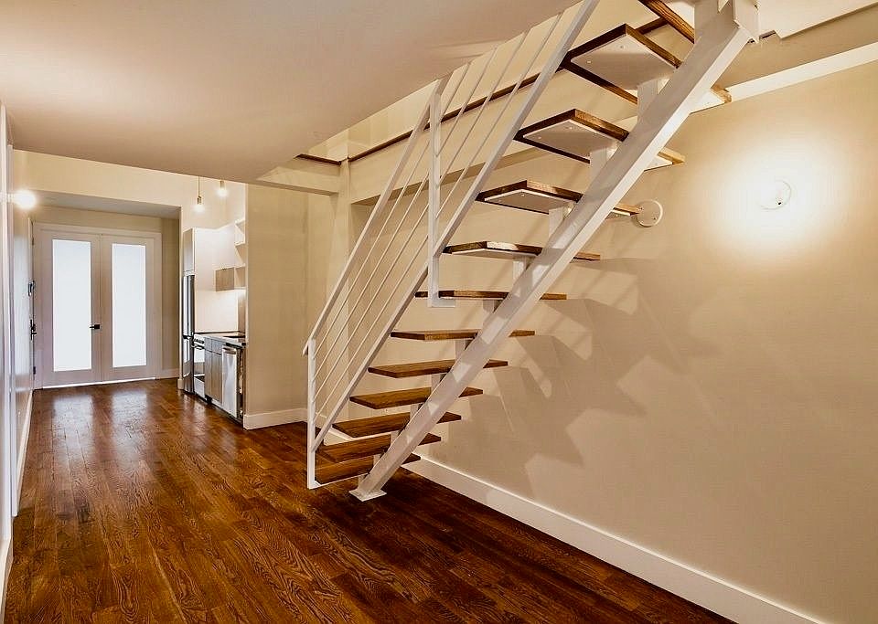 1st image of 243 Suydam St #4N