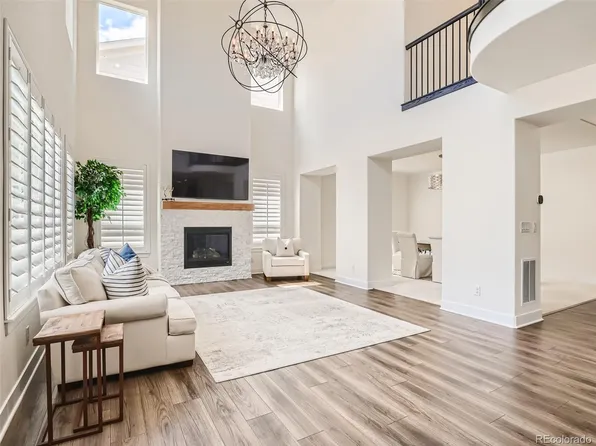 6810 S Valleyhead Court, Aurora, CO 80016
