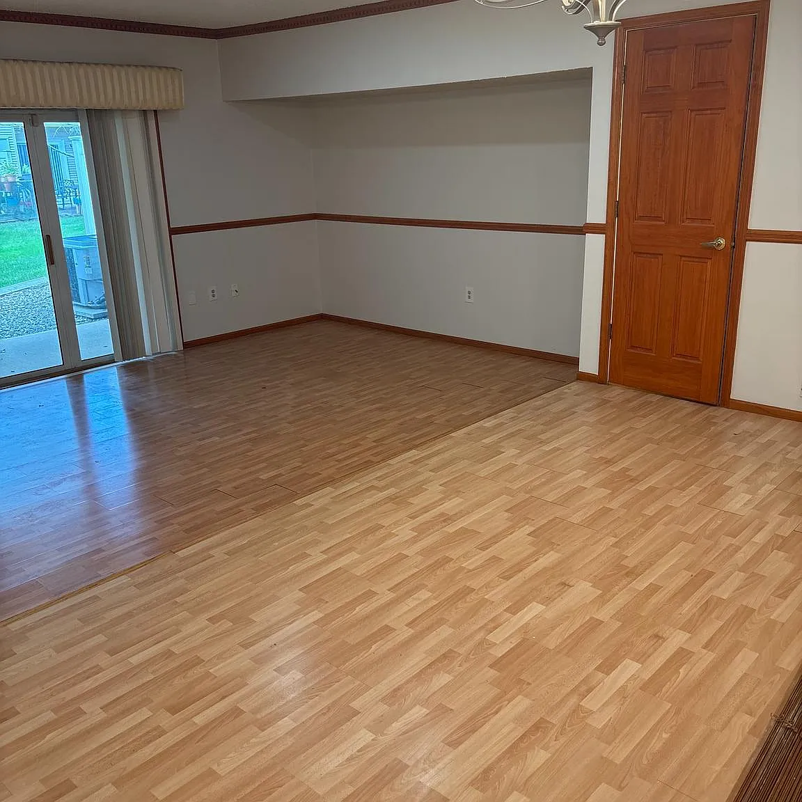 2 bed, 2.5 bath, 1466 sqft, $2,900 — Photo 3