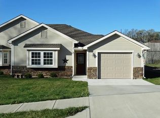 26947 Austin Ln, Weston, MO 64098