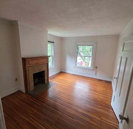 2nd image of 188 Brunswick St #2