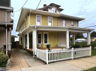 322 E Cherry St, Palmyra, PA 17078