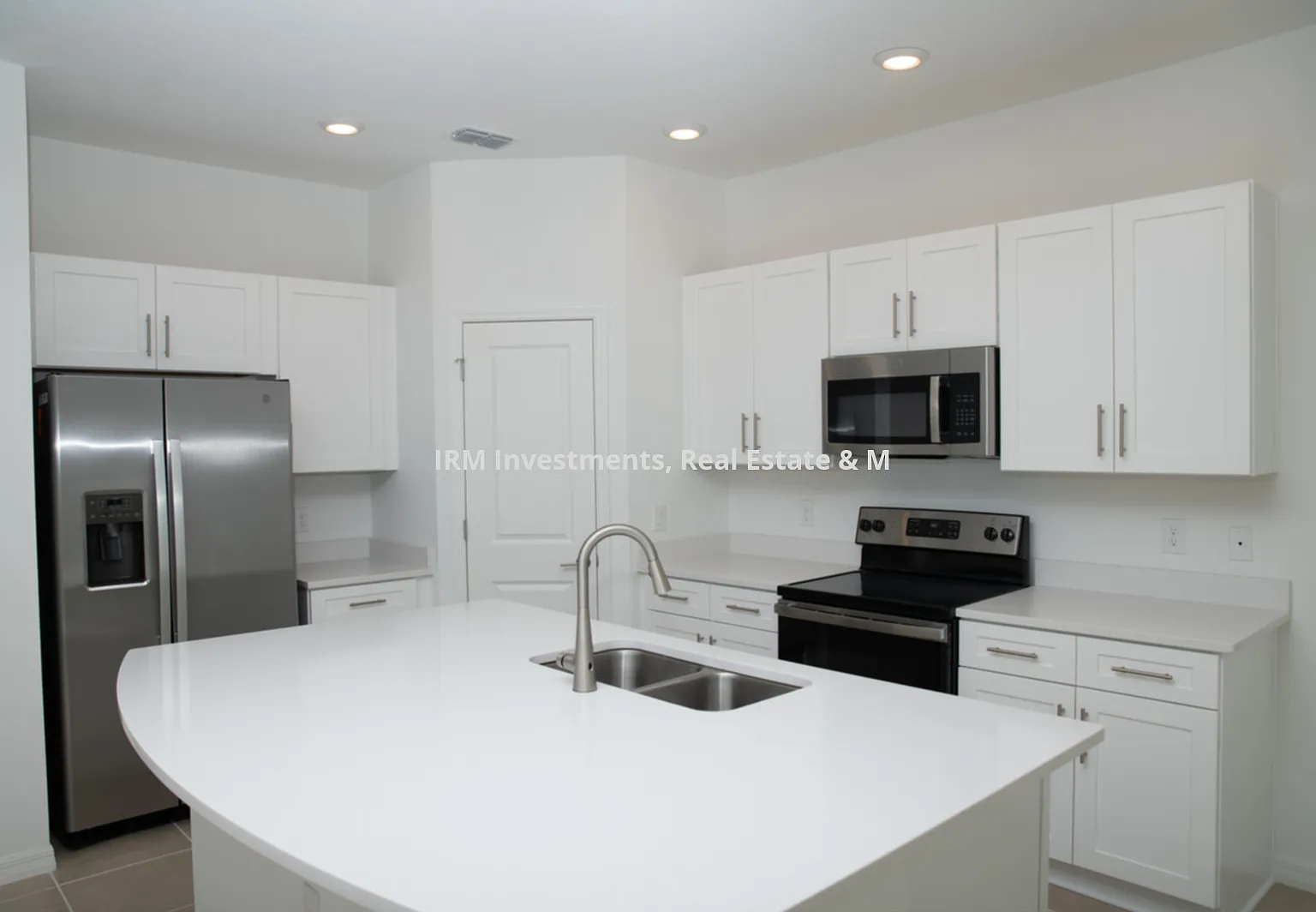 3 bed, 2.5 bath, $1,975 — Photo 3