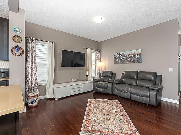 5th image of 393 SW Panton Way NW