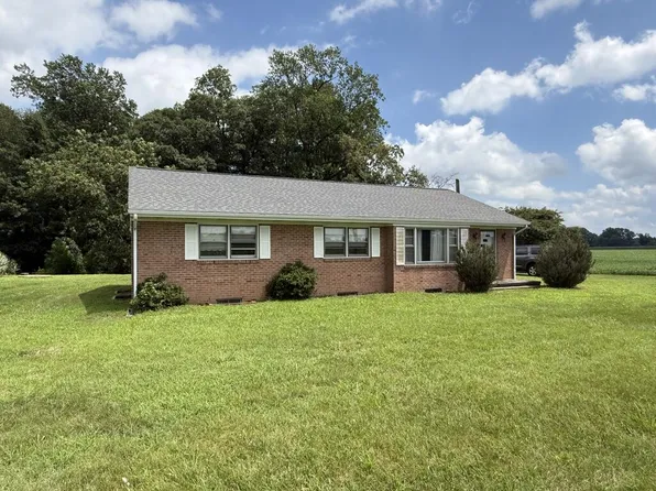 1370 Gibeon Rd, Callao, VA 22435