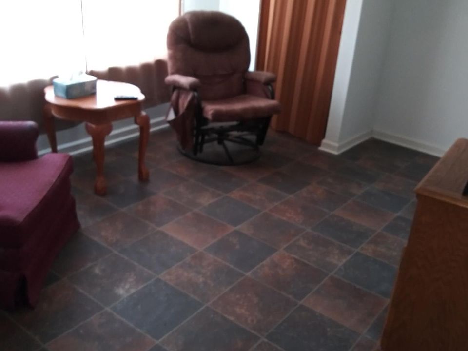 2nd image of 1503 Foltz Ave #2