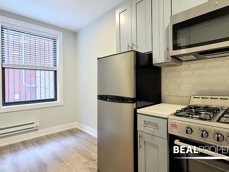 505 West Belmont Ave — Photo 90