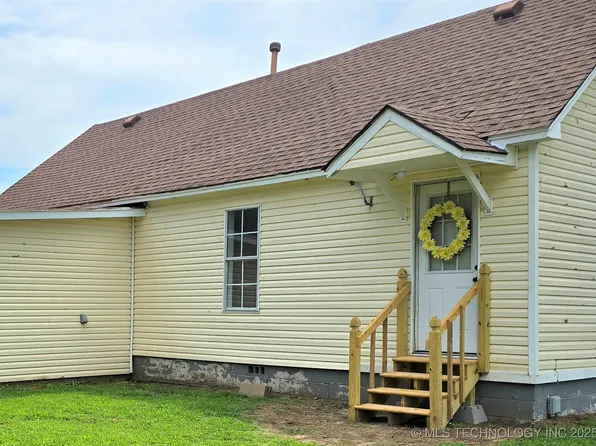 1520 S Peninsula Dr W, Cleveland, OK 74020