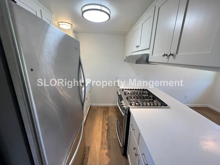 1181 Santa Ynez Ave #B — Photo 6
