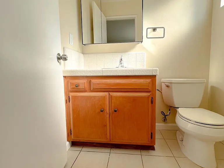 226 G St — Photo 10