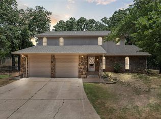 5701 Parkhurst Rd, Edmond, OK 73034