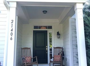 21406 Old Canal St, Cornelius, NC 28031