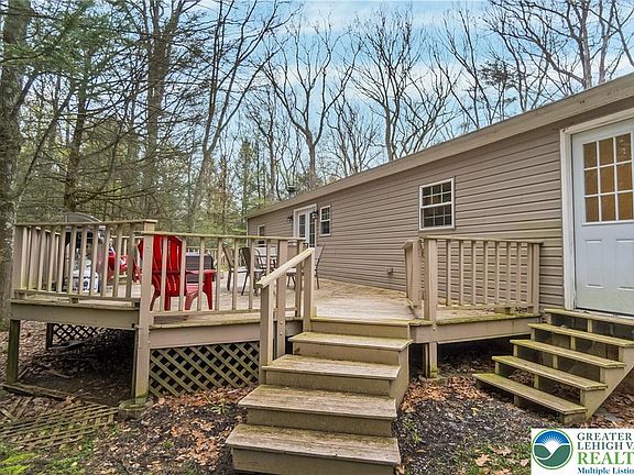 5th image of 728 Dotters Corner Rd