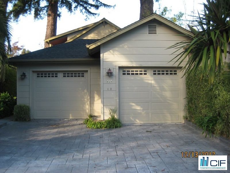 125 Plum St B Santa Cruz CA 95062 Zillow