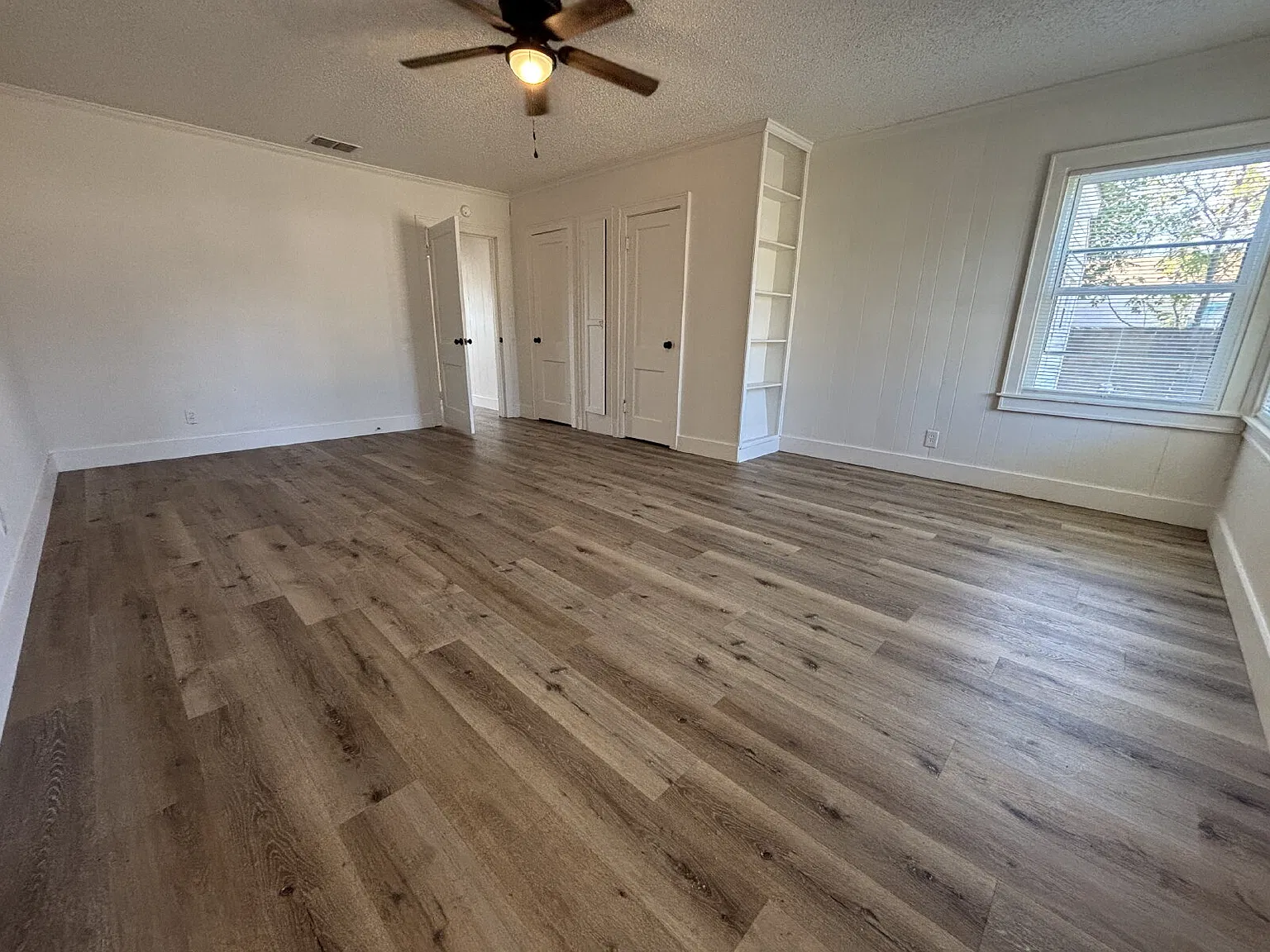 3 bed, 1.0 bath, 1676 sqft, $1,500 — Photo 4