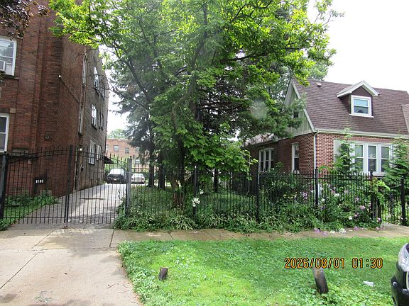 3rd image of 1133 E 81st Pl