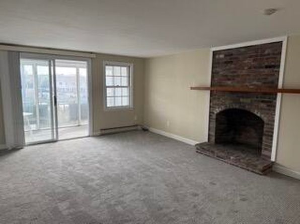 221 Upper County Rd #203, Dennis Port, MA 02639