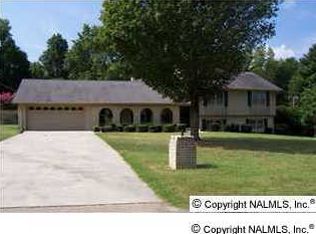 119 Collier Dr, Albertville, AL 35951