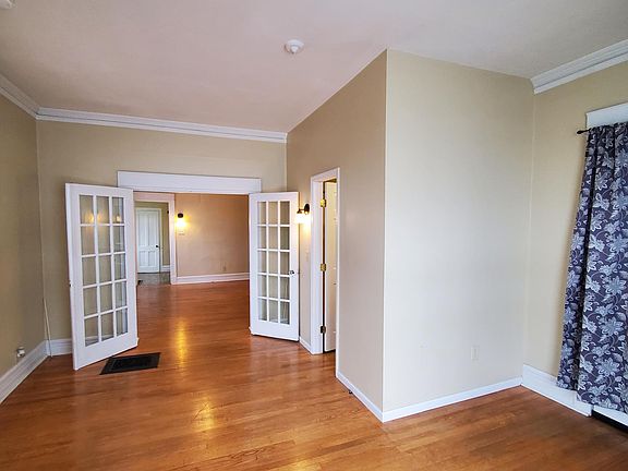 2nd image of 137 Whitesboro St Floor 1