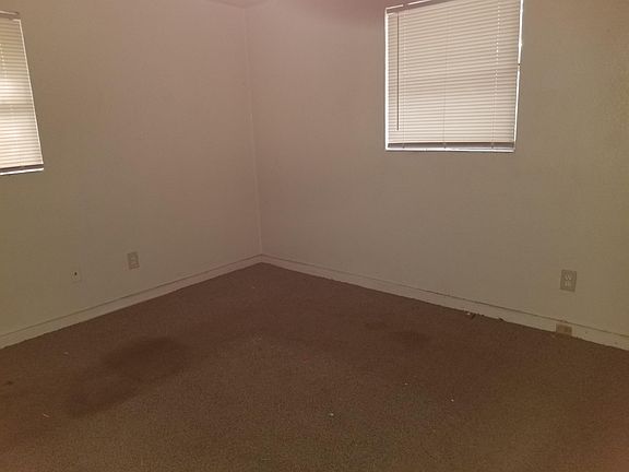 5th image of 3049 Nolan St