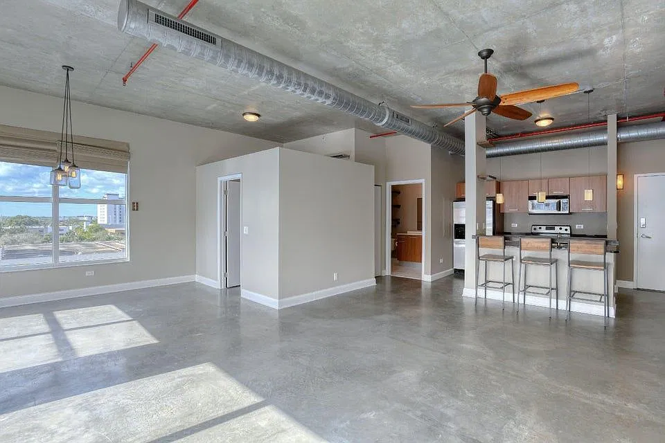 2 bed, 2.0 bath, 1146 sqft, $3,250 — Photo 3
