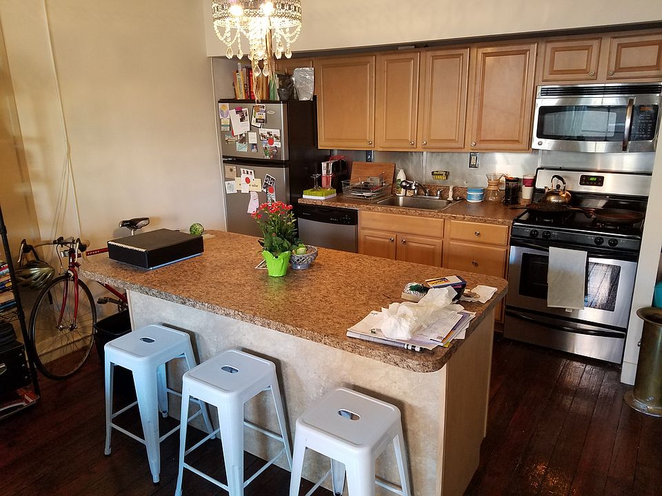2nd image of 160 N 3rd St APT 3F