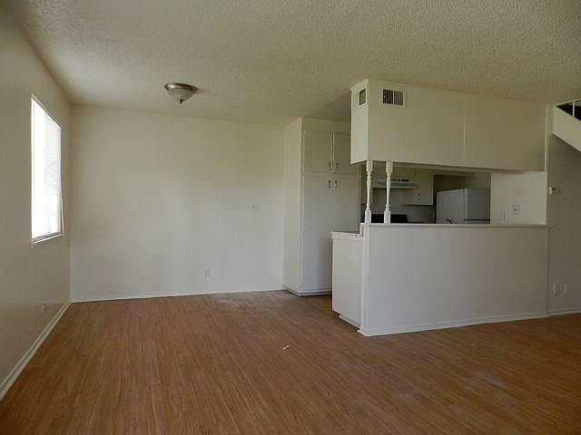 2nd image of 5830 Walerga Rd APT 2