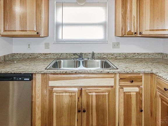3rd image of 6532 Amber Ct