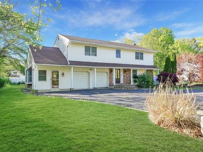 157 Parkway Drive N, Commack, NY, 11725