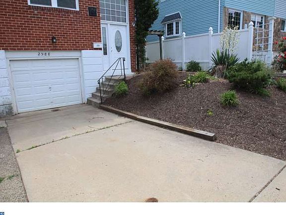 2nd image of 2588 Winchester Ave