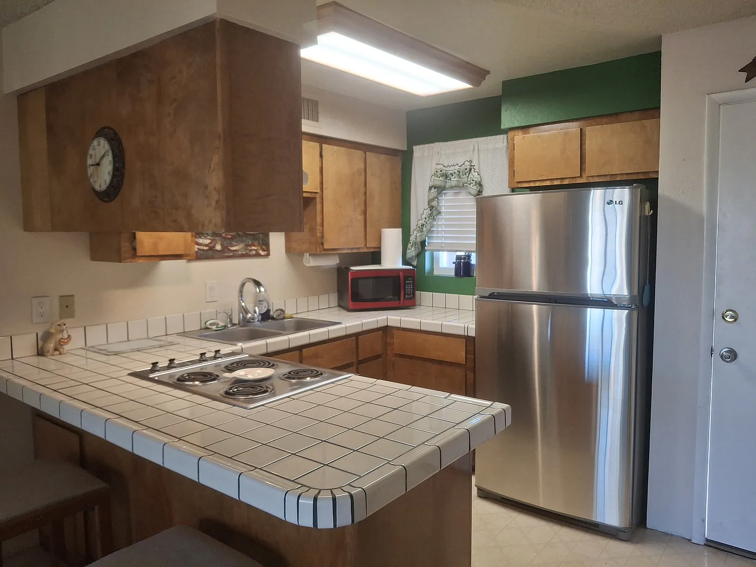 1 bed, 672 sqft, $1,100 — Photo 2