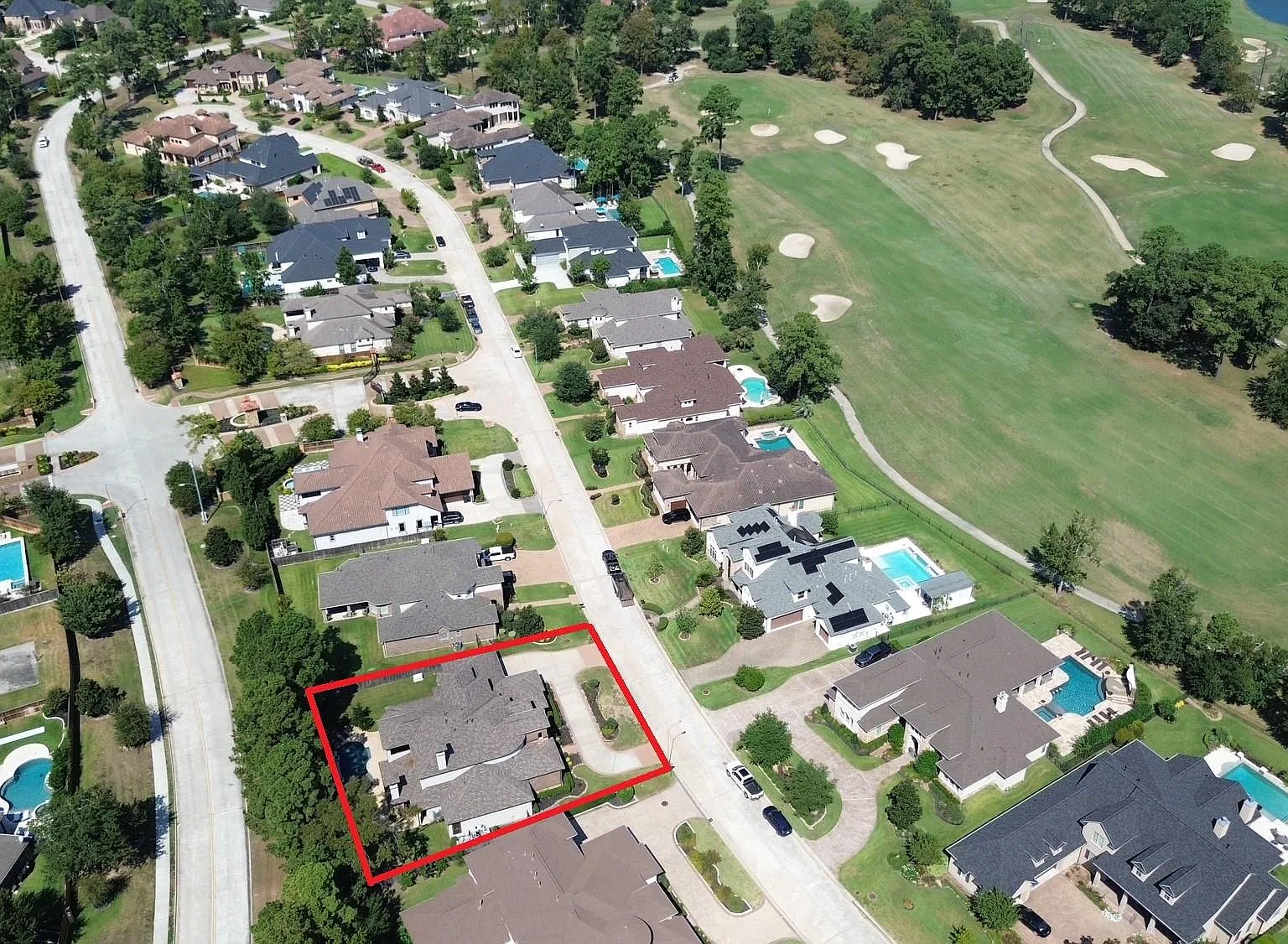 4 bed, 4.5 bath, 4512 sqft, $6,500 — Photo 3