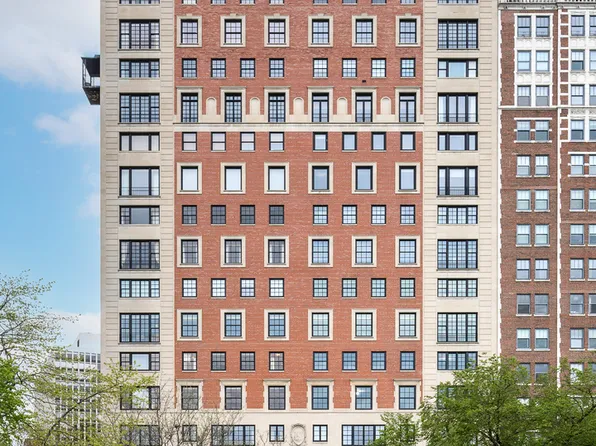 2430 N Lakeview Ave #5-6N, Chicago, IL 60614