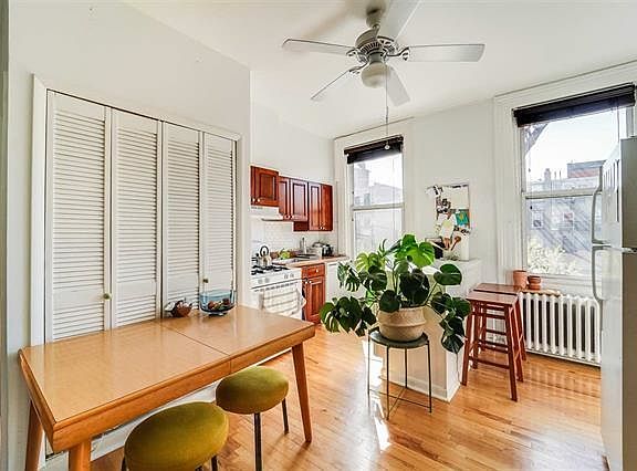 5th image of 234 Garden St