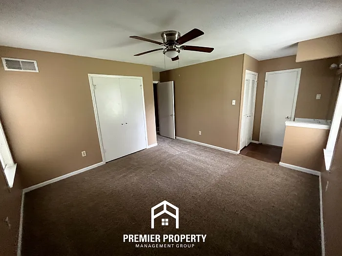 2049 Pennel Cv — Photo 13