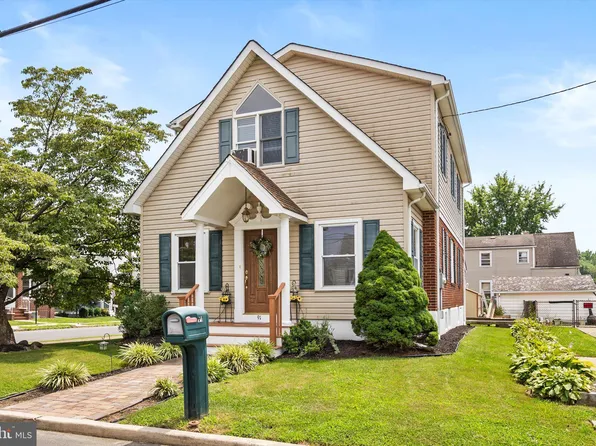 91 Daniels Ave, Hamilton, NJ 08619