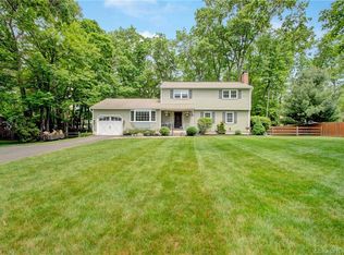 61 Discovery Rd, Vernon, CT 06066