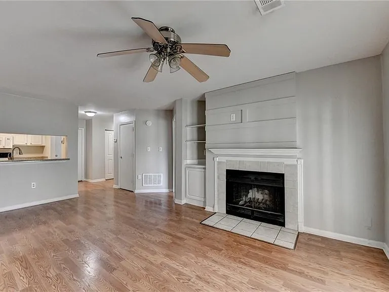 3655 Habersham Rd NE #311 — Photo 10