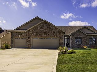 11229 Parkers Bay Dr, Fort Wayne, IN 46845