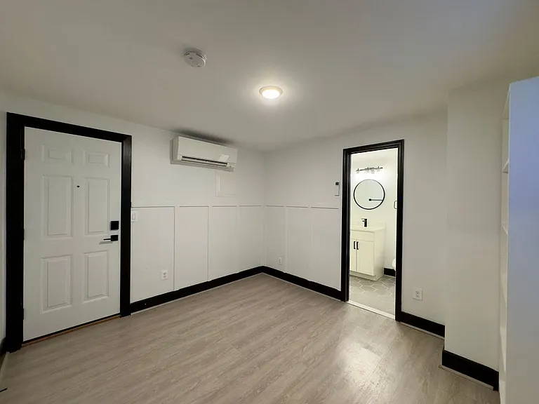 Apartment Units in Mt Vernon! — Photo 21
