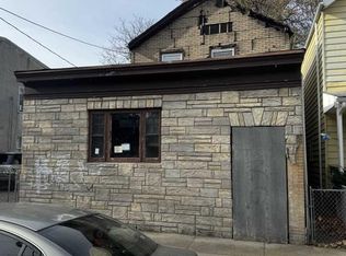 49 4th St, Passaic, NJ 07055