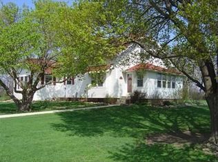 1615 Bettin Ave, Schaller, IA 51053