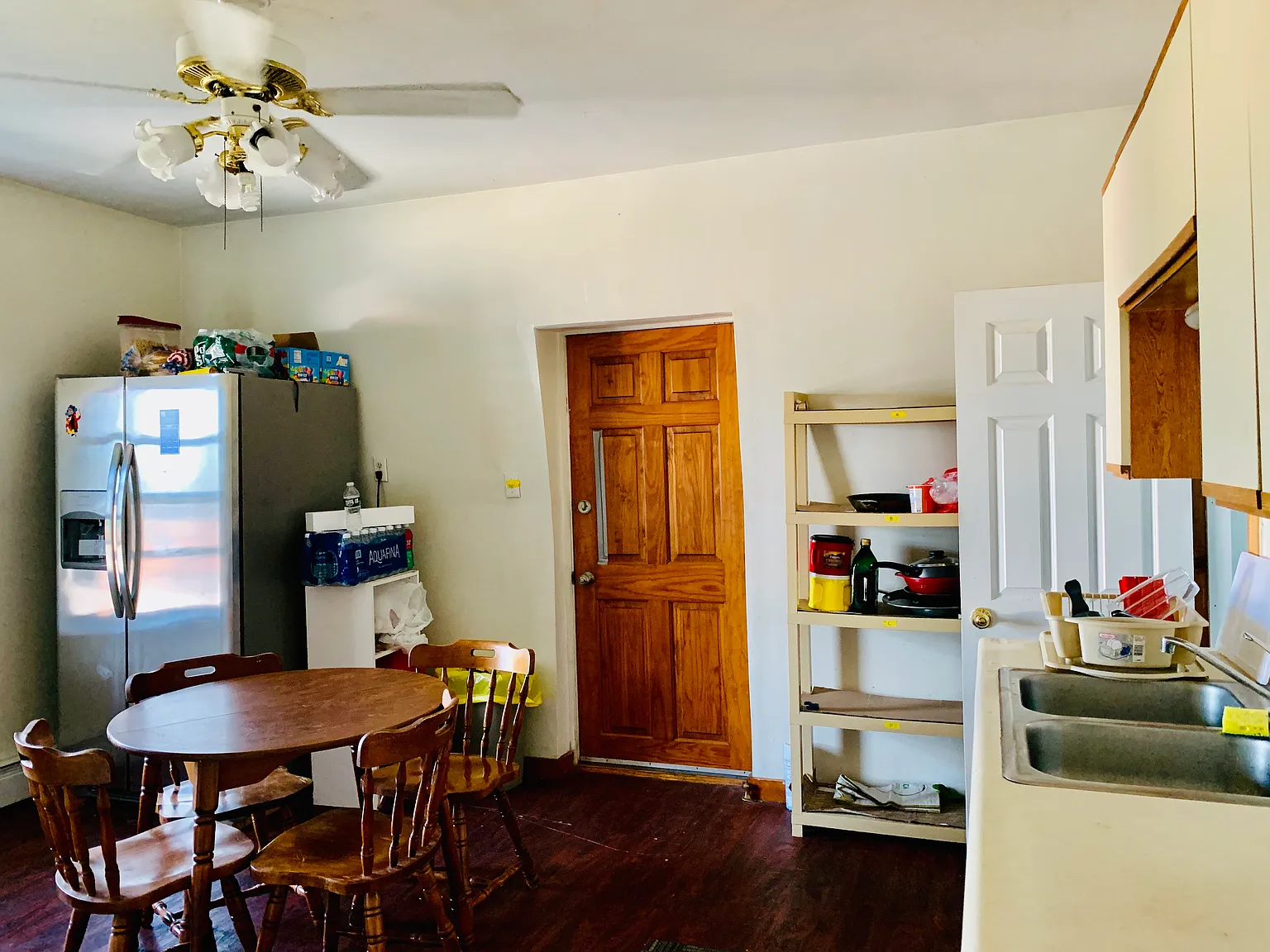4 bed, 1.5 bath, $750 — Photo 2