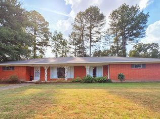 417 W 4th St, Lonoke, AR 72086