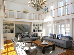 170 Ericas Ln, Sagaponack, NY 11962