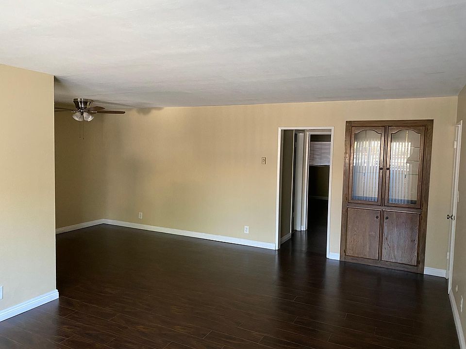 1st image of 10601 Ayres Ave APT 2