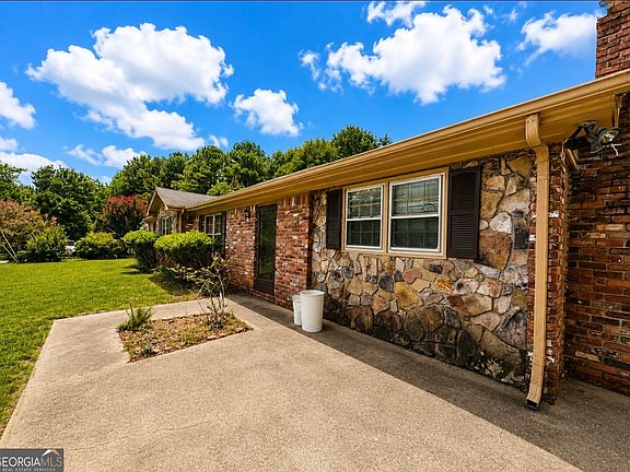 2nd image of 963 Rambling Rose Ct NW