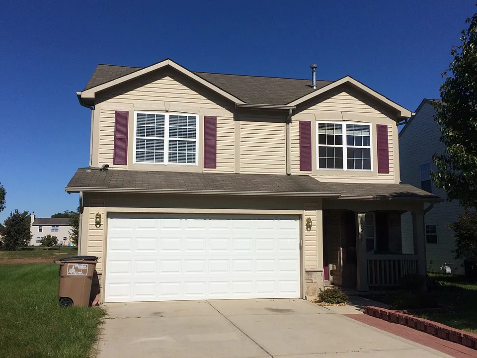 2396 Meadow Bend Dr