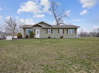 59 Brooks Ln, Winfield, MO