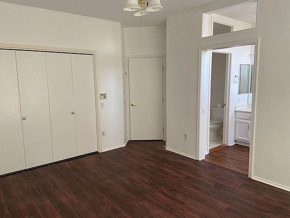 4th image of 22125 N Veterans Dr